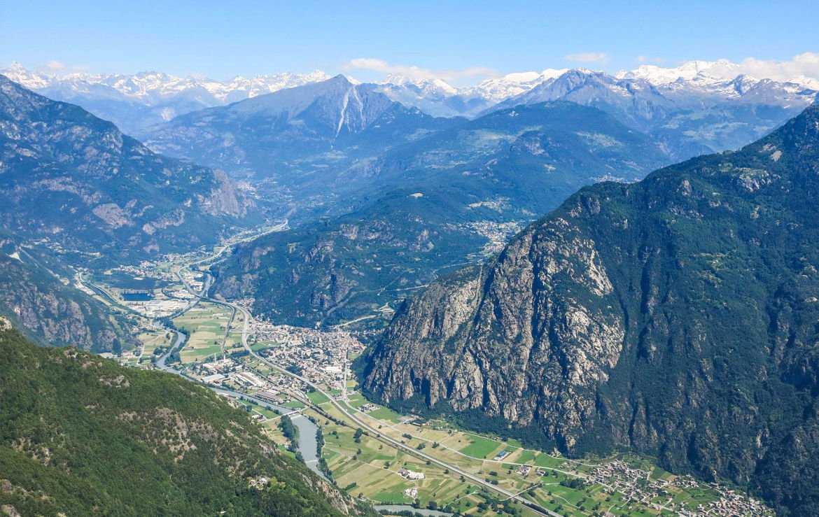 Nord Italia Val d Aosta night club lap dance night club lap dance italiani