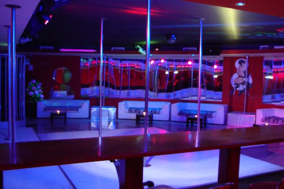 Cotton Club lap dance Sexy Disco regione Trentino Trento Night Clubs Locali notturni Trentino