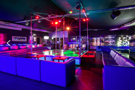 L invidia Lap Dance Trani Night Clubs Puglia