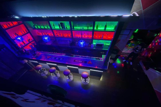 Lavoro in Night Club Tramp Massa e Cozzile Toscana
