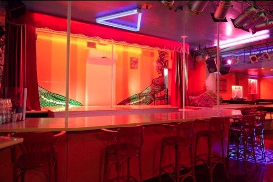 Night Clubs Maxim lap dance Iesolo Veneto