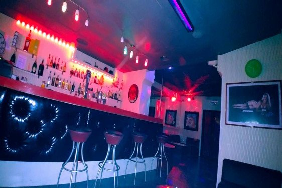 Sixth Sense Lap Dance Milano