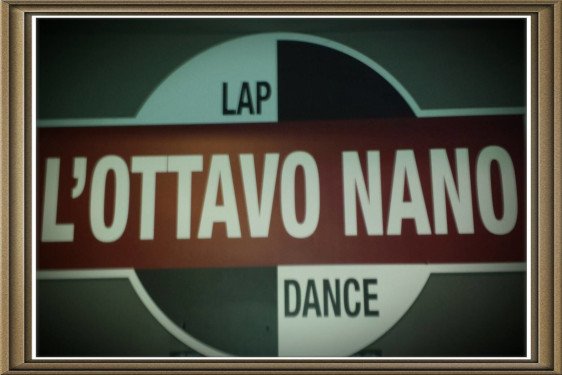 L ottavo nano Cremona Lap Dance