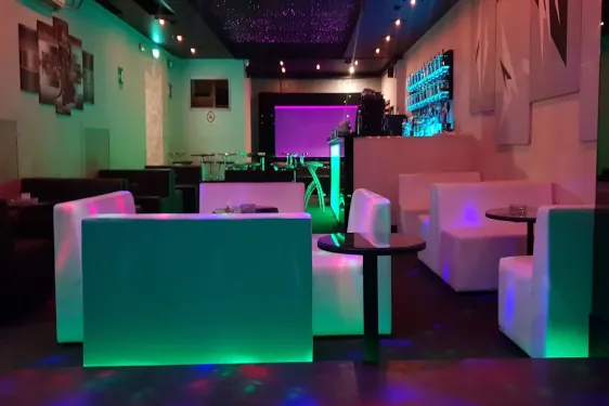 Dollar Night club Alessandri