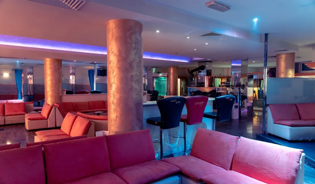 Lavoro Night Club Crazy Love Rimini con night-clubs.it