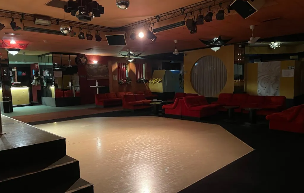 Golden Music reggio emilia lavoro night club