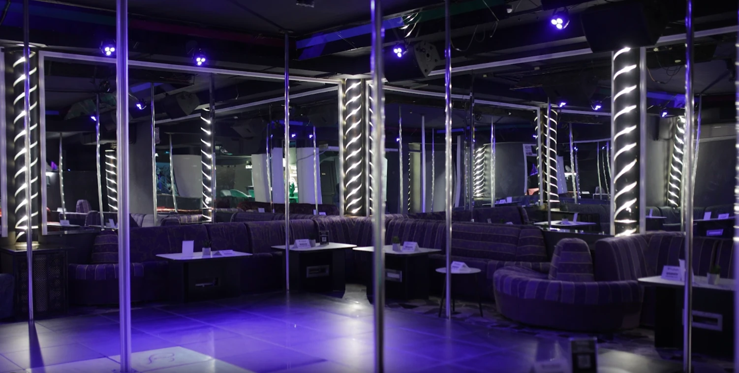 Anzio Privilege Lap Dance Lavoro con night-clubs.it